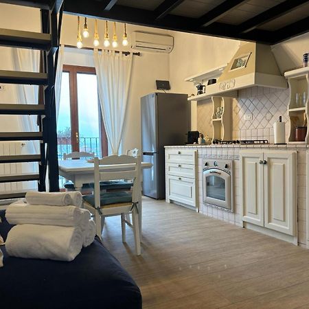 タラントIl Palazzinoアパートメント エクステリア 写真